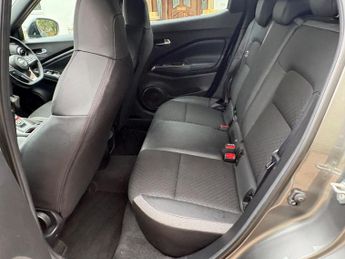 Nissan Juke 1.0 DIG-T N-Connecta DCT Auto Euro 6 (s/s) 5dr