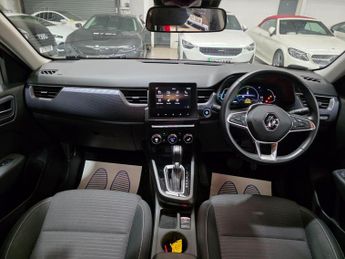 Renault Arkana 1.6 E-TECH Iconic Auto 2WD Euro 6 (s/s) 5dr