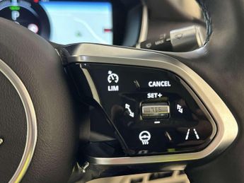Jaguar I-PACE 400 90kWh SE SUV 5dr Electric Auto 4WD (400 ps)