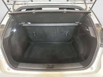 MG MG4 51kWh SE Hatchback 5dr Electric Auto (170 ps)