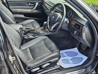 BMW 3 Series 2.0 320d Exclusive Edition Steptronic Euro 5 4dr