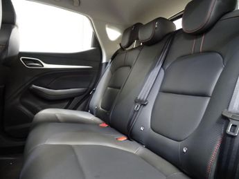 MG MG ZS 1.0 T-GDI Exclusive SUV 5dr Petrol Auto Euro 6 (111 ps)