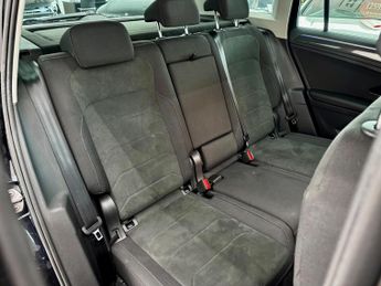 Volkswagen Tiguan 1.5 TSI Elegance DSG Euro 6 (s/s) 5dr
