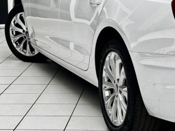 Audi A4 2.0 TFSI 35 Technik S Tronic Euro 6 (s/s) 4dr