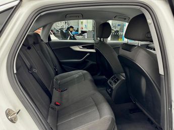 Audi A4 2.0 TFSI 35 Technik S Tronic Euro 6 (s/s) 4dr