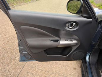 Nissan Juke 1.6 DIG-T Tekna Euro 5 5dr