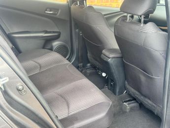 Toyota Prius 1.8 VVT-h Business Edition Plus CVT Euro 6 (s/s) 5dr (15in Alloy