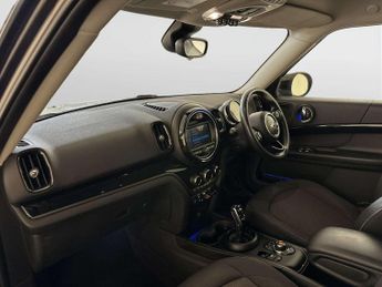 MINI Countryman 1.5 Cooper Classic SUV 5dr Petrol Steptronic Euro 6 (s/s) (136 p