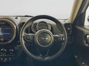 MINI Countryman 1.5 Cooper Classic SUV 5dr Petrol Steptronic Euro 6 (s/s) (136 p