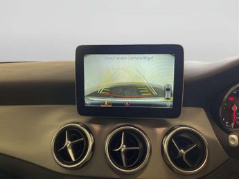 Mercedes-Benz GLA 2.1 GLA220d AMG Line (Premium Plus) SUV 5dr Diesel 7G-DCT 4MATIC