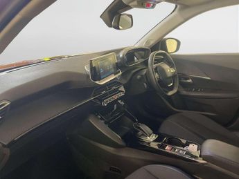 Peugeot E-2008 50kWh Allure Premium SUV 5dr Electric Auto (7kW Charger) (136 ps