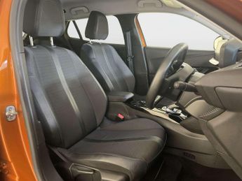 Peugeot E-2008 50kWh Allure Premium SUV 5dr Electric Auto (7kW Charger) (136 ps