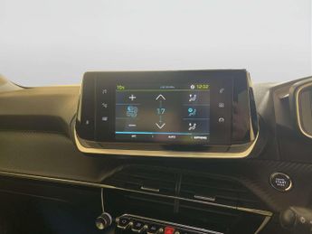 Peugeot E-2008 50kWh Allure Premium SUV 5dr Electric Auto (7kW Charger) (136 ps