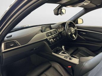 BMW 3 Series 2.0 330e 7.6kWh M Sport Shadow Edition Saloon 4dr Petrol Plug-in