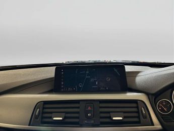 BMW 3 Series 2.0 330e 7.6kWh M Sport Shadow Edition Saloon 4dr Petrol Plug-in