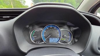 Toyota Yaris 1.5 VVT-h Excel E-CVT Euro 6 5dr (15in Alloy)