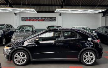 Honda Civic 1.8 i-VTEC ES 5dr
