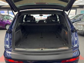 Audi Q7 3.0 TDI V6 S line Tiptronic quattro Euro 5 5dr