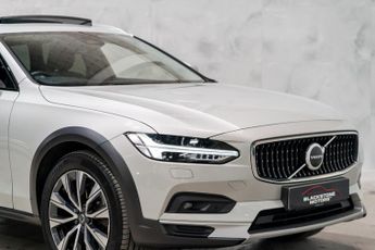 Volvo V90 Cross Country 2.0 B5 MHEV Plus Auto AWD Euro 6 (s/s) 5dr