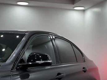 BMW 3 Series 2.0 330e 7.6kWh M Sport Shadow Edition Auto Euro 6 (s/s) 4dr