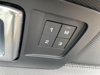 Land Rover Discovery Sport 2.0 TD4 HSE Dynamic Lux Auto 4WD Euro 6 (s/s) 5dr