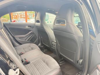 Mercedes-Benz A Class 1.5 A180d AMG Line (Executive) 7G-DCT Euro 6 (s/s) 5dr