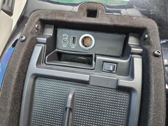 Land Rover Range Rover 3.0 TD V6 Vogue Auto 4WD Euro 6 (s/s) 5dr