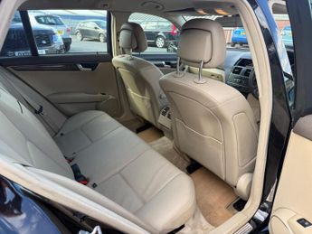 Mercedes-Benz C Class 1.8 C180 BlueEfficiency Elegance Auto Euro 5 5dr