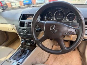Mercedes-Benz C Class 1.8 C180 BlueEfficiency Elegance Auto Euro 5 5dr