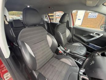 Peugeot 2008 1.6 e-HDi Allure EGC Euro 5 (s/s) 5dr