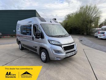 Peugeot Boxer 2.2 BlueHDi 335 Professional Premium + L2 H2 Euro 6 (s/s) 5dr