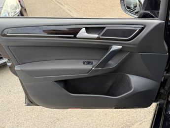 Volkswagen Golf SV 2.0 TDI BlueMotion Tech GT DSG Euro 6 (s/s) 5dr