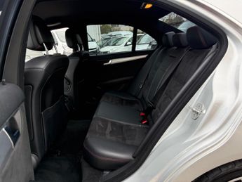 Mercedes-Benz C Class 2.1 C250 CDI AMG Sport Plus G-Tronic+ Euro 5 (s/s) 4dr