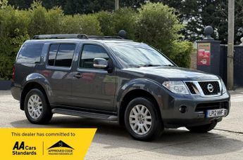 Nissan Pathfinder 2.5 dCi Tekna Auto 4WD Euro 5 5dr