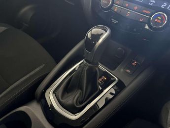 Nissan Qashqai 1.3 DIG-T Acenta Premium SUV 5dr Petrol DCT Auto Euro 6 (s/s) (1