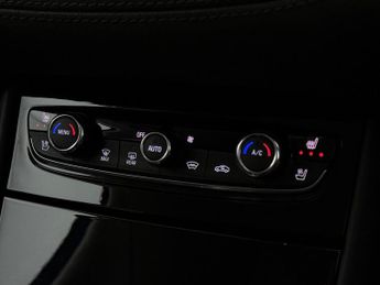 Vauxhall Grandland X 1.6 13.2kWh Ultimate Nav Auto 4WD Euro 6 (s/s) 5dr Hybrid4