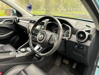 MG MG ZS 44.5kWh Exclusive Auto 5dr