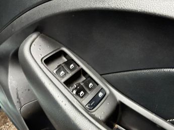 MG MG ZS 44.5kWh Exclusive Auto 5dr