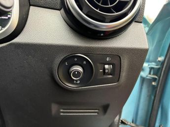 MG MG ZS 44.5kWh Exclusive Auto 5dr