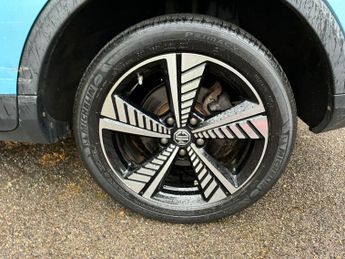 MG MG ZS 44.5kWh Exclusive Auto 5dr