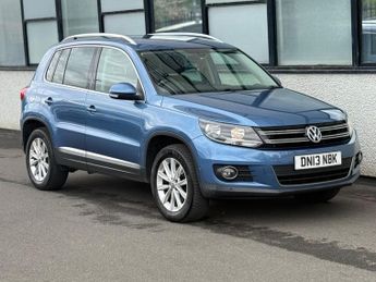 Volkswagen Tiguan 2.0 TDI BlueMotion Tech SE DSG 4WD Euro 5 (s/s) 5dr
