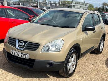 Nissan Qashqai 2.0 Visia CVT 2WD 5dr