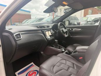 Nissan Qashqai 1.6 dCi Pilot One Edition XTRON Euro 6 (s/s) 5dr