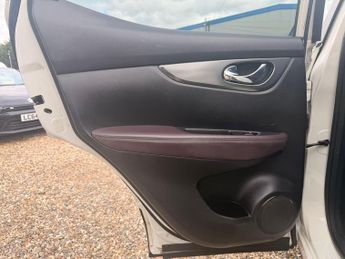 Nissan Qashqai 1.6 dCi Pilot One Edition XTRON Euro 6 (s/s) 5dr