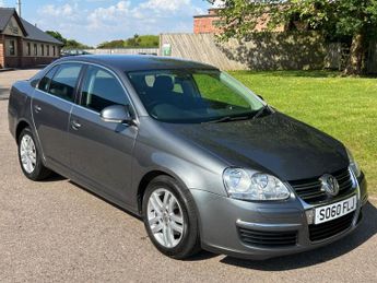 Volkswagen Jetta 1.6 TDI SE Euro 5 4dr