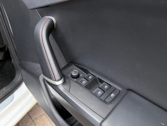 SEAT Leon 1.4 eHybrid 12.8kWh FR Sport DSG Euro 6 (s/s) 5dr