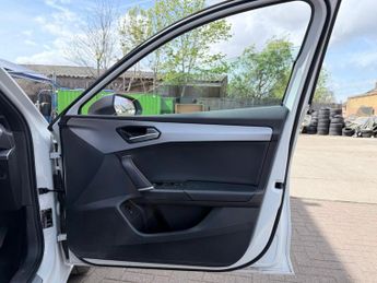 SEAT Leon 1.4 eHybrid 12.8kWh FR Sport DSG Euro 6 (s/s) 5dr