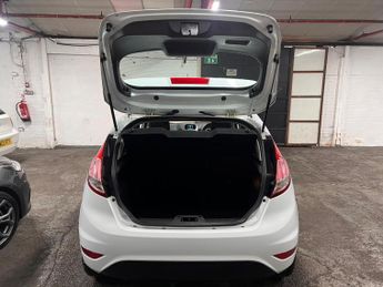 Ford Fiesta 1.0 Zetec Euro 5 (s/s) 5dr