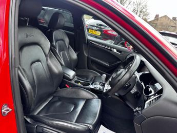 Audi A4 2.0 TDI Black Edition S Tronic quattro Euro 5 (s/s) 4dr