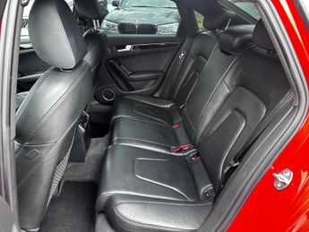 Audi A4 2.0 TDI Black Edition S Tronic quattro Euro 5 (s/s) 4dr